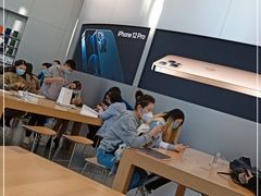 -Apple零售店(新街口店)