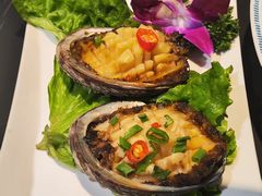 碳烤大鲍鱼-鸭绿江海鲜烧烤大排档(杏林街店)