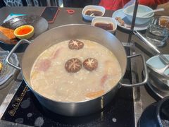 -捞王锅物料理(上海世茂广场店)