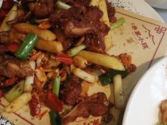 -乔家小院•非遗驴肉•本地小海鲜(滨河路店)