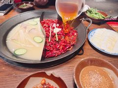 -萍姐火锅·公路夜市(武汉首店)