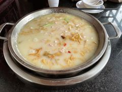 -老来福·非遗酸汤兔(凯旋路店)