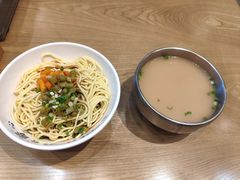 武汉热干面-文叔·湖北名小吃·小龙虾(华强北店)