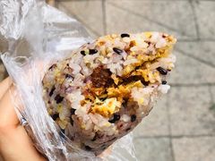 乌饭包老油条-芳婆糕团店(王府大街店)