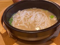 -勺子米线·云南传统小吃市集(四方街店)