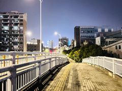 -百联临沂购物中心(临沂路店)