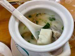-正宗普宁豆干坊·洪记砂锅粥(红领巾路店)
