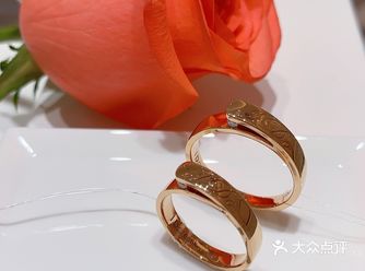 I Do情书系列，超级喜欢的一对对戒️ 它的设计灵感