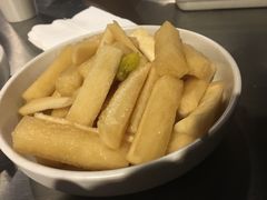 -龙巢盱眙龙虾·牛蛙·烧烤宵夜(八卦岭店)