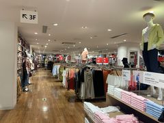 -优衣库(哈尔滨中央大街店)