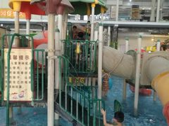 -兴芮温泉度假区