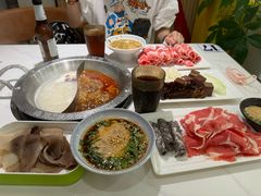 -嘎琉鲜切牛肉自助火锅