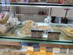 -白玉兰食品甜凤店(合生汇店)