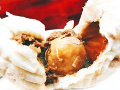 咸蛋黄超人包-老陶包子铺(南大西南村店)