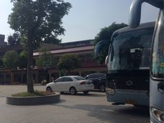 -矿泉游泳场