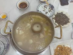 -朴小妹人参鸡汤火锅(长白山万达店)
