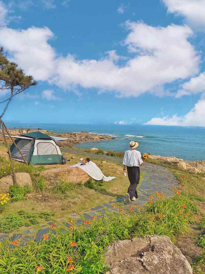 鱼鸣嘴村-"昨天早上一看是蓝天白云,甚是激动,一使劲.