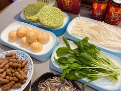 -阿甘龙虾·重庆麻麻鱼(中豪店)