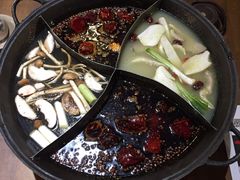 -白乐天毛肚火锅馆(南滨路店)