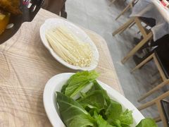 -江城燕子大排档(江汉路步行街店)