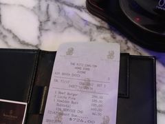 -OZONE 顶楼酒吧(香港丽思卡尔顿酒店)