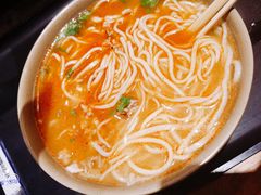 -亮亮面馆(经六路店)