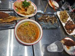 -堂堂小伙夫·辽宁小吃大排档(京西大悦城店)