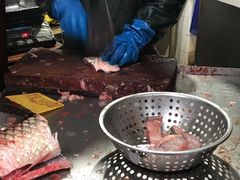 -梅记大块头爆鱼店(乍浦路店)