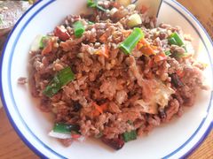 小米辣炒牛肉-妈妈的味道·腾冲特色菜(和顺古镇店)