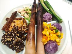 -绿岛港轩海鲜烤肉涮锅自助餐厅