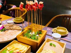 乐山英雄签签-盡膳口福跷脚牛肉火锅(合生汇购物中心店)