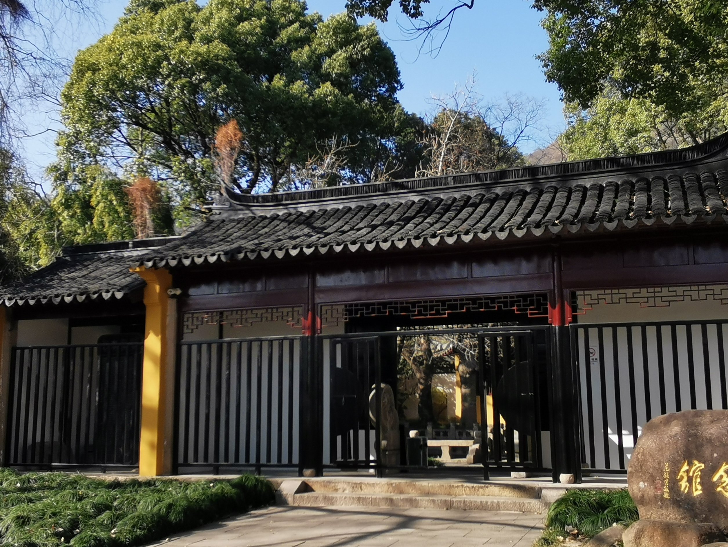 范文公庙(范公庙里的雕像是谁)