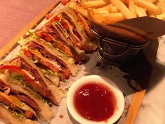 -上海龙之梦万丽酒店