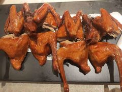 招牌红烧乳鸽-林辉家宴·本地家常菜·头牌清远鸡(先锋店)