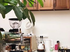 -Line 咖啡(石厦花园店)