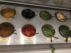 -左庭右院鲜牛肉火锅(浦江欢乐颂店)