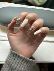 -UGIRL有个美甲