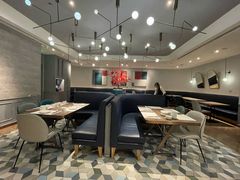 -港丽餐厅(来福士店)