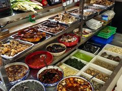 -超越海鲜屋(飞龙物业店)