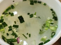免费汤-晓峰手工擀面皮(新民街总店)