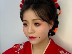 -首脑美容美发化妆美甲培训学校(龙岗校区)