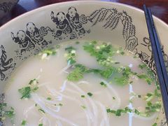 -桥香园云南过桥米线(红龙井店)