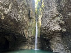 -鹿院坪生态旅游景区