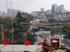 丝娃娃-包整·丝娃娃(一览甲秀楼风景店)