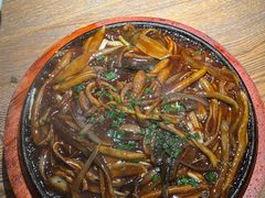 响油鳝糊-蜜桃餐厅·伴山(湖滨商业街店)