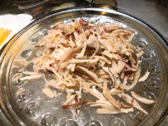 圆笼蒸鲜鸡枞-泓0871臻选云南菜·味庄