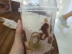 梦龙巧克力冰冰茶-LELECHA乐乐茶(上海五角场万达广场店)