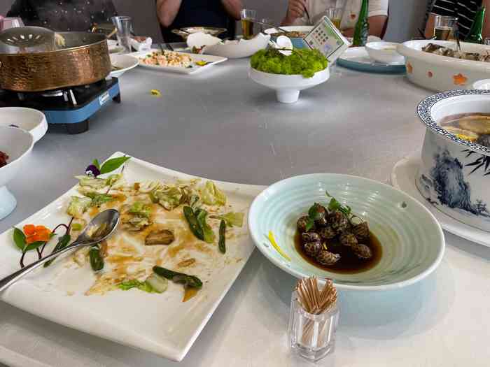 湖畔居花园餐厅-"环境和服务比较好,就在昆承湖边,湖景包厢.