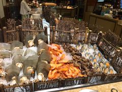 -大中华希尔顿酒店-念自助餐·嗨啤·小龙虾