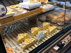面包-津乐园(人人乐亚泰店)